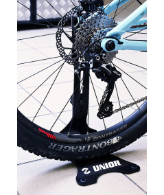 Stand Exhibidor Ajustable Bicicletas Unior 1693H